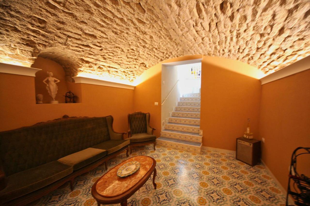 Domus Vilu Bed & Breakfast Nocera Superiore Luaran gambar